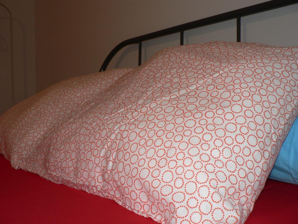 Hostel Figueres Allotjament i esmorzar 2*